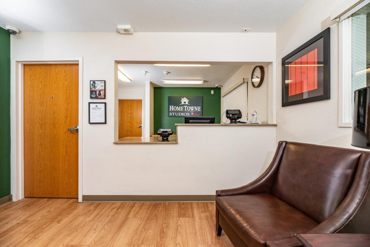 Hometowne Studios By Red Roof Fresno - West Dış mekan fotoğraf